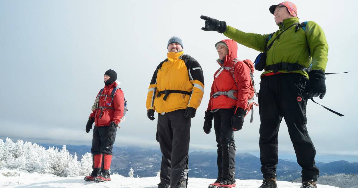 hiking clothes online