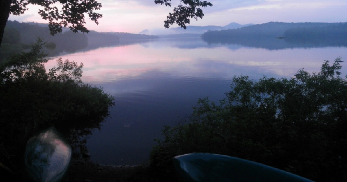 canoes on the shore of indian lake