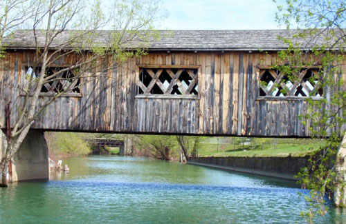 kissing bridge in ticonderoga