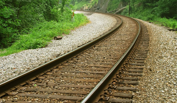 railroad-tracks-countryside